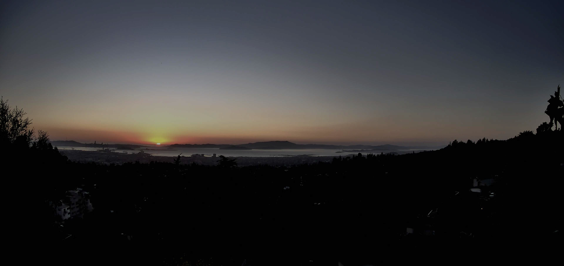 Sunset sky captured on 4 October 2026